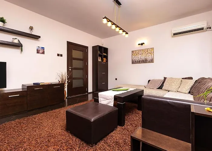 Quiet In Ricky פלובדיב